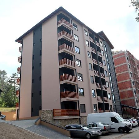 Appartement Zlatibor Holiday, Vila Leonardo VI Extérieur photo